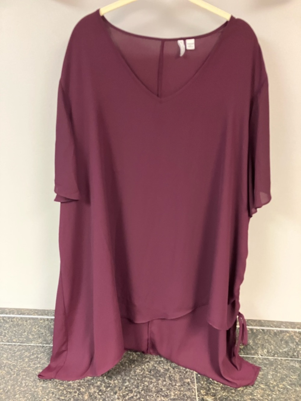 3/30 Cato wine colored hi low shirt split sleeve tie side1 22/24w 3x